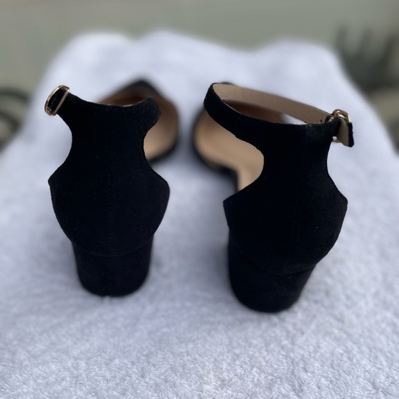 Comfort brand size 7 black low heals - Picture 4 of 7